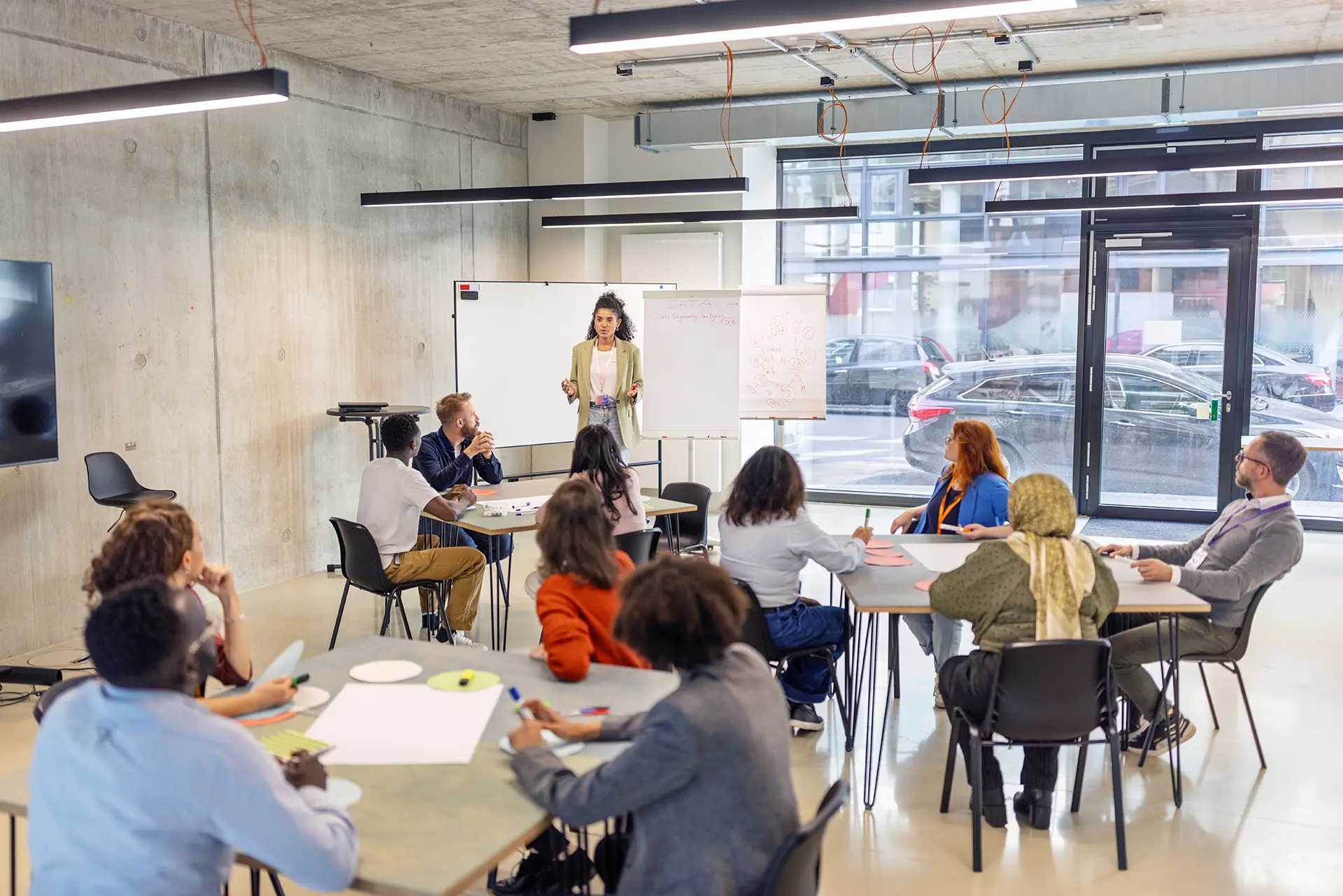 Une organisation qui se rassemble pour développer ses compétences clés. Une organisation qui se rassemble pour développer ses compétences clés.